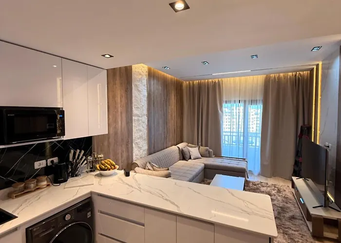 Luxury Sea View Near Airport *