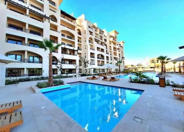 Luxury Sea View Near Airport *
