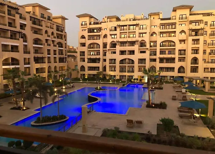 Apartment Luxury Sea View Near Airport